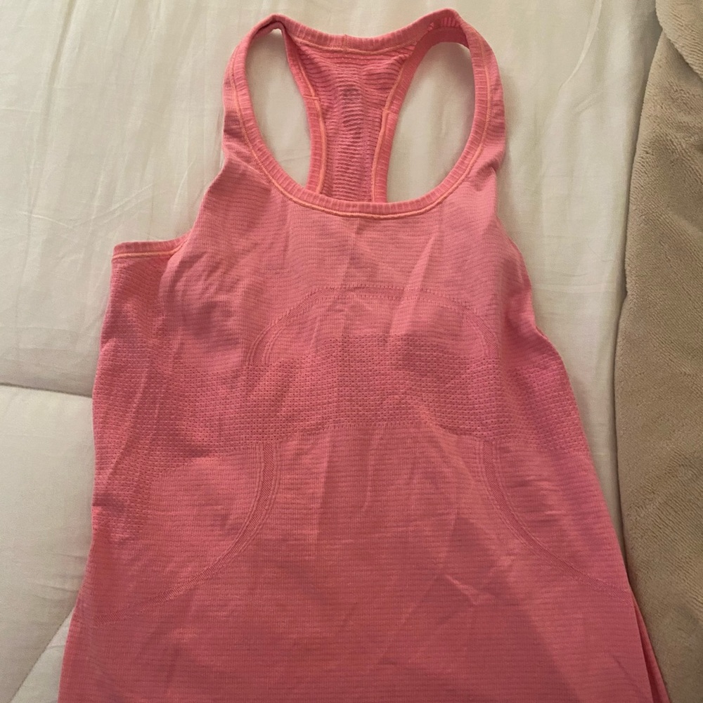 Coral Lululemon Swiftly Tech Tank